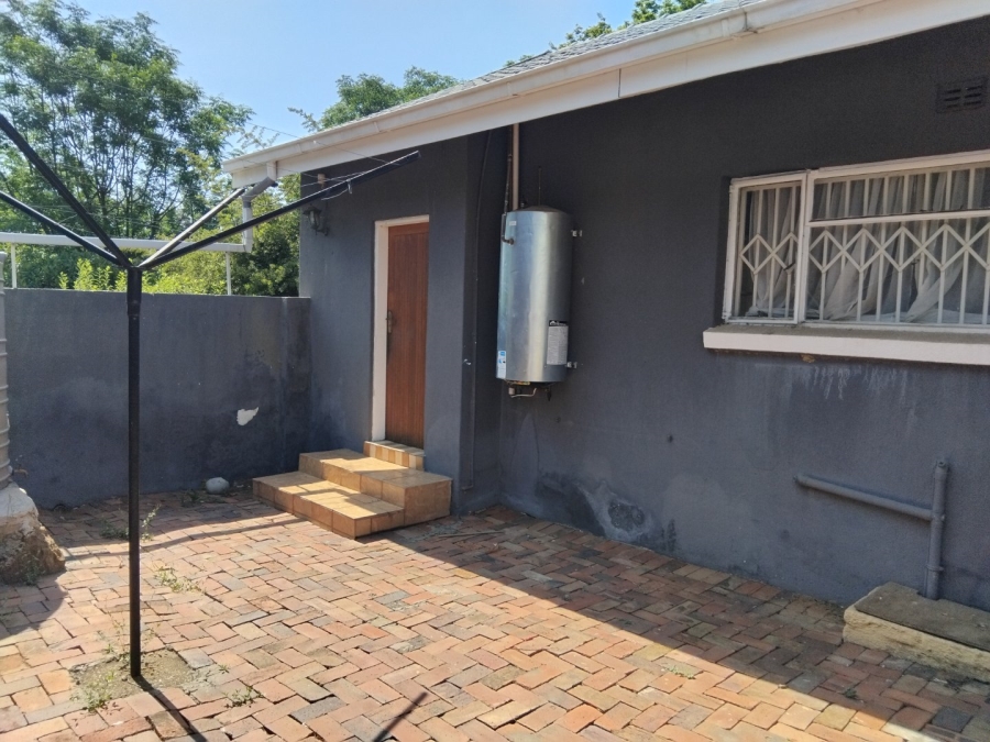 To Let 3 Bedroom Property for Rent in Glen Austin Gauteng