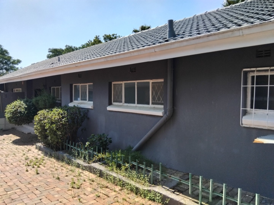 To Let 3 Bedroom Property for Rent in Glen Austin Gauteng