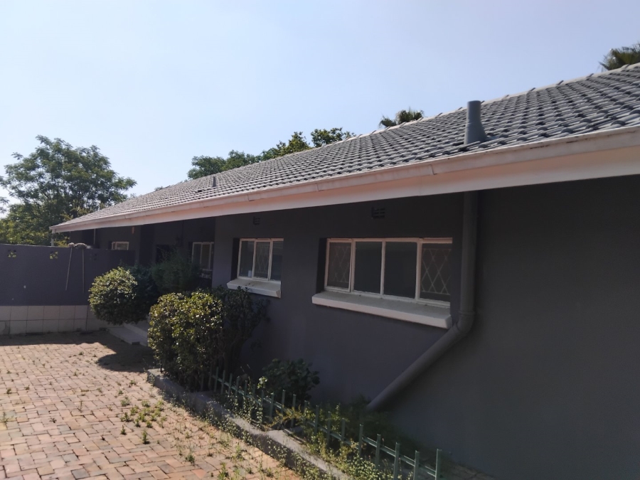 To Let 3 Bedroom Property for Rent in Glen Austin Gauteng