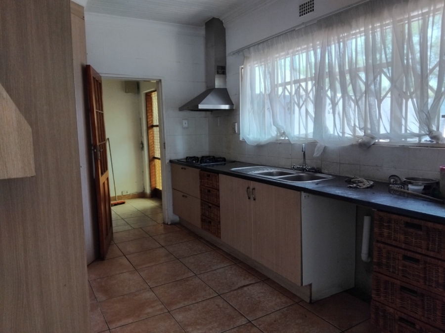 To Let 3 Bedroom Property for Rent in Glen Austin Gauteng