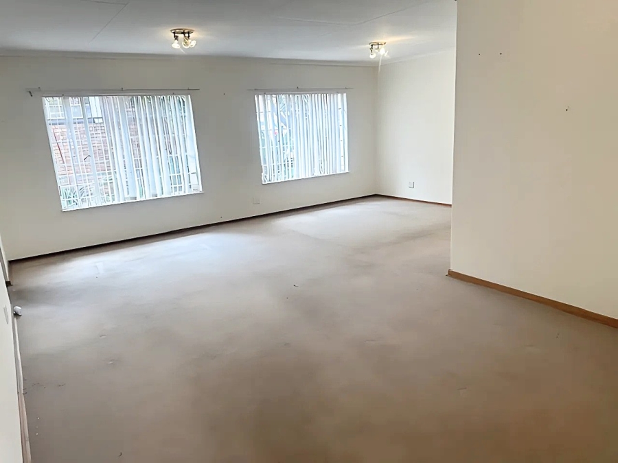 2 Bedroom Property for Sale in Wilro Park Gauteng