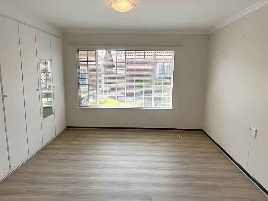 2 Bedroom Property for Sale in Wilro Park Gauteng