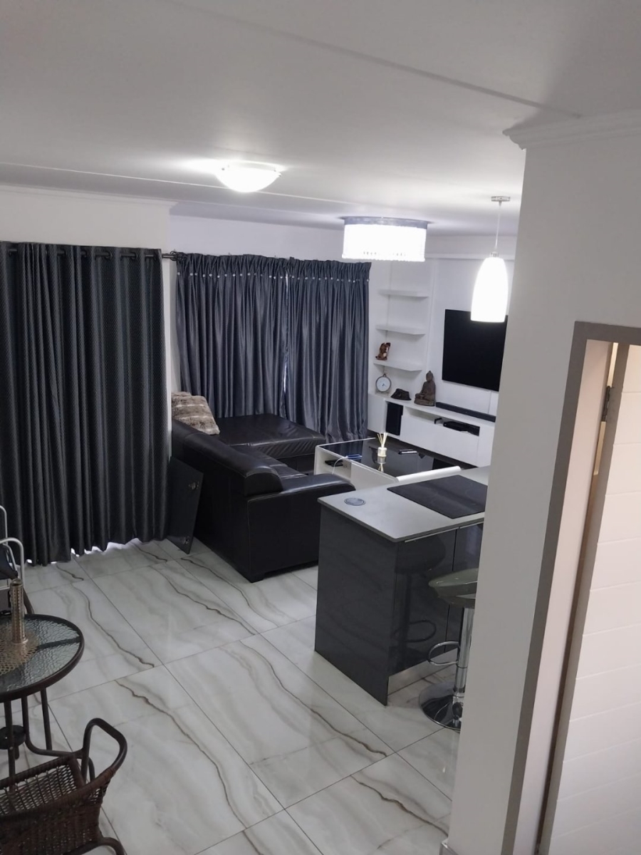 3 Bedroom Property for Sale in Amberfield Gauteng