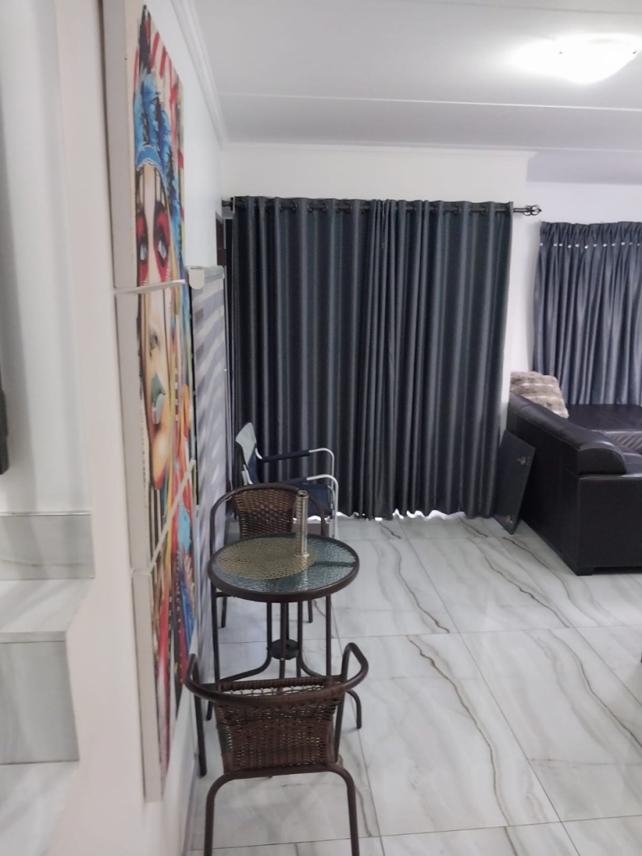 3 Bedroom Property for Sale in Amberfield Gauteng