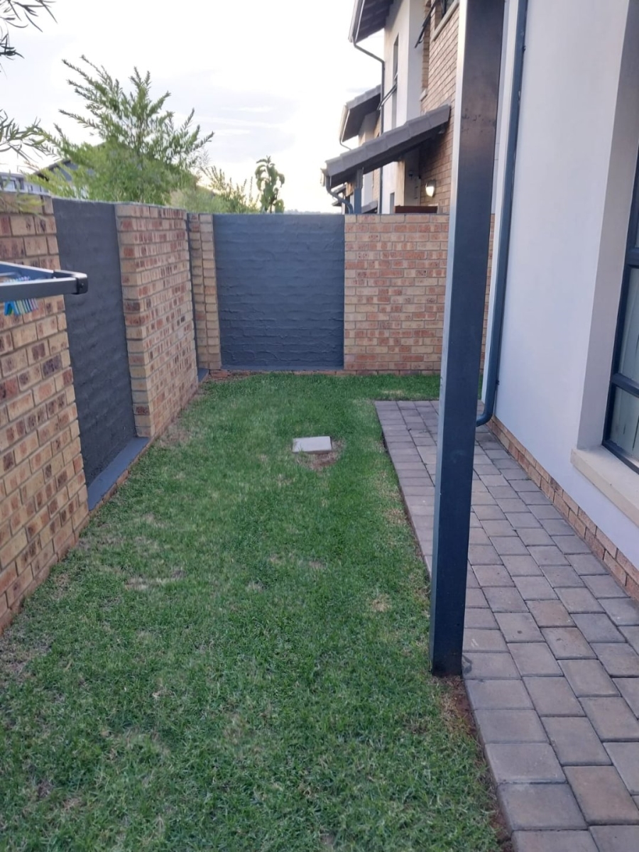 3 Bedroom Property for Sale in Amberfield Gauteng