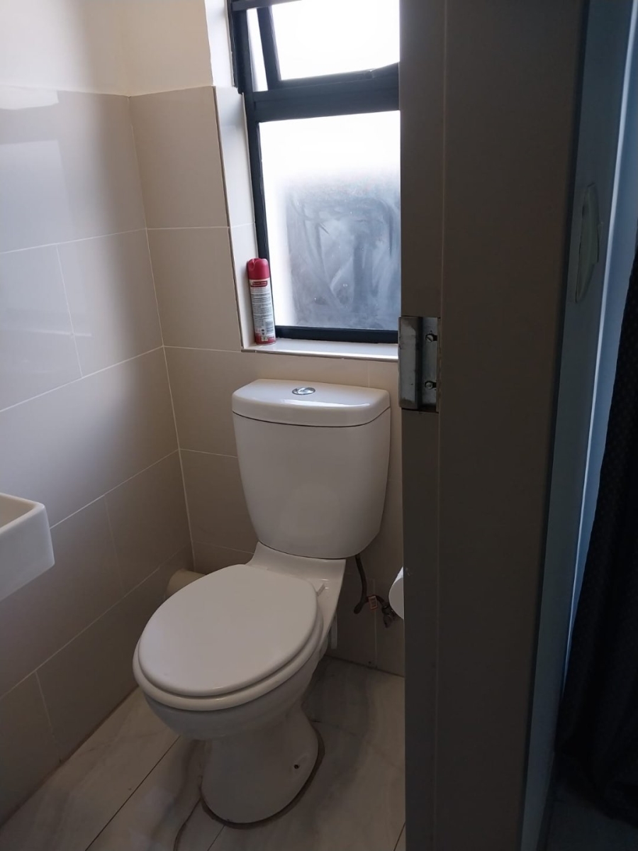 3 Bedroom Property for Sale in Amberfield Gauteng