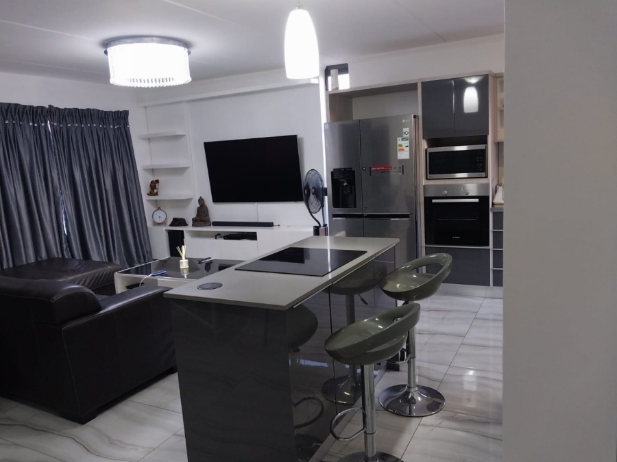 3 Bedroom Property for Sale in Amberfield Gauteng