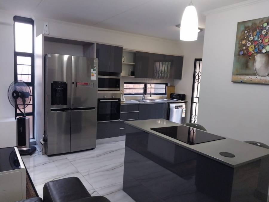 3 Bedroom Property for Sale in Amberfield Gauteng