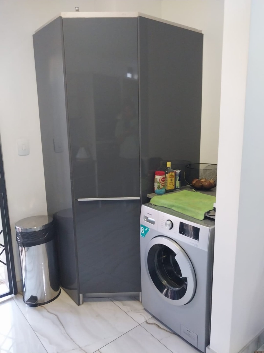 3 Bedroom Property for Sale in Amberfield Gauteng