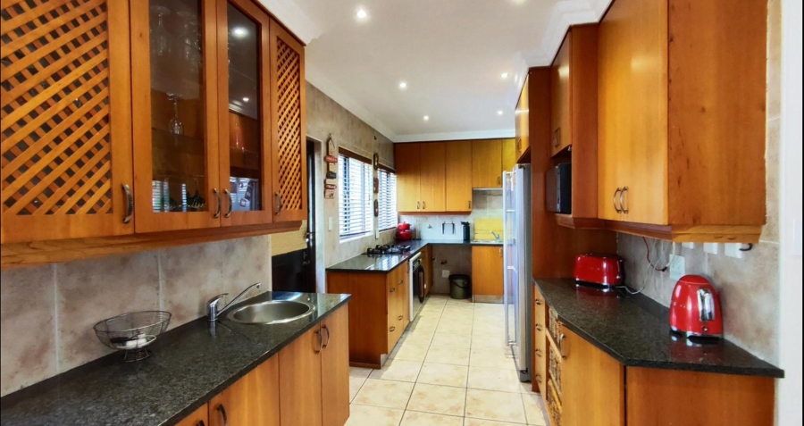3 Bedroom Property for Sale in Greenstone Hill Gauteng