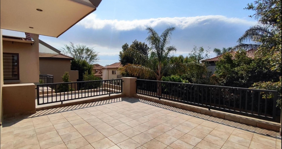 3 Bedroom Property for Sale in Greenstone Hill Gauteng