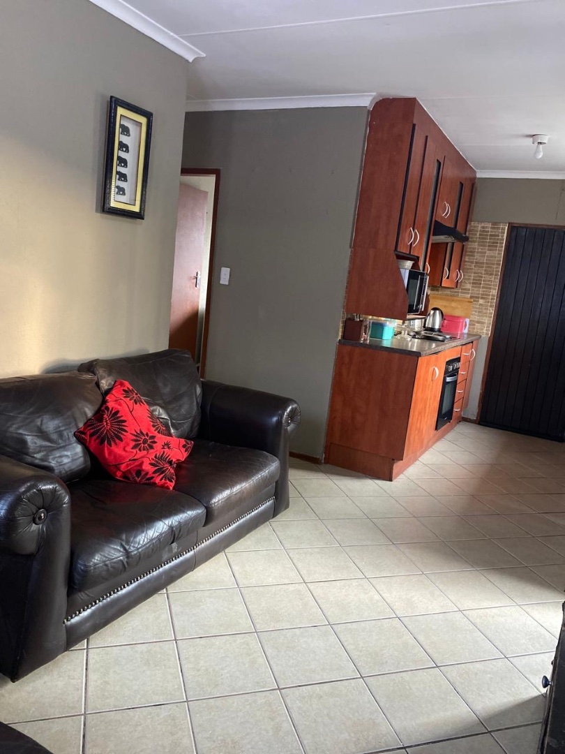 To Let 3 Bedroom Property for Rent in Nellmapius Gauteng