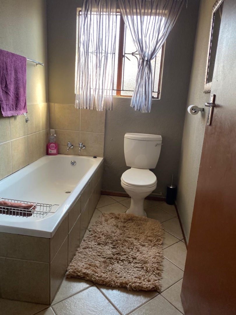To Let 3 Bedroom Property for Rent in Nellmapius Gauteng