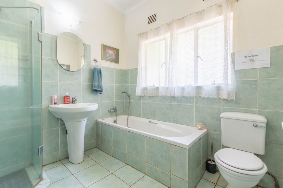 6 Bedroom Property for Sale in Bredell Gauteng