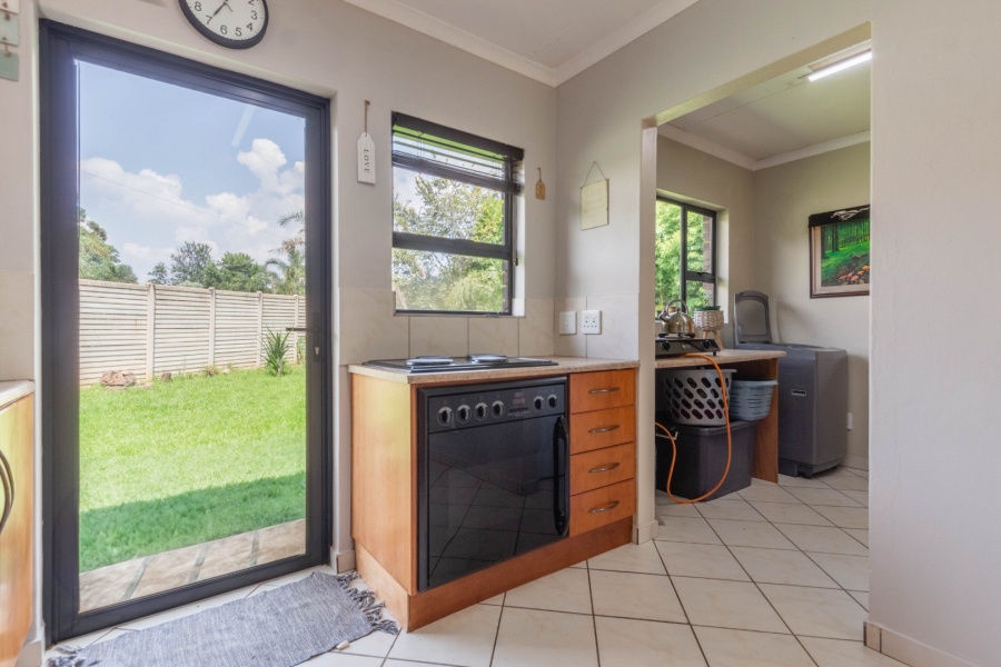 6 Bedroom Property for Sale in Bredell Gauteng