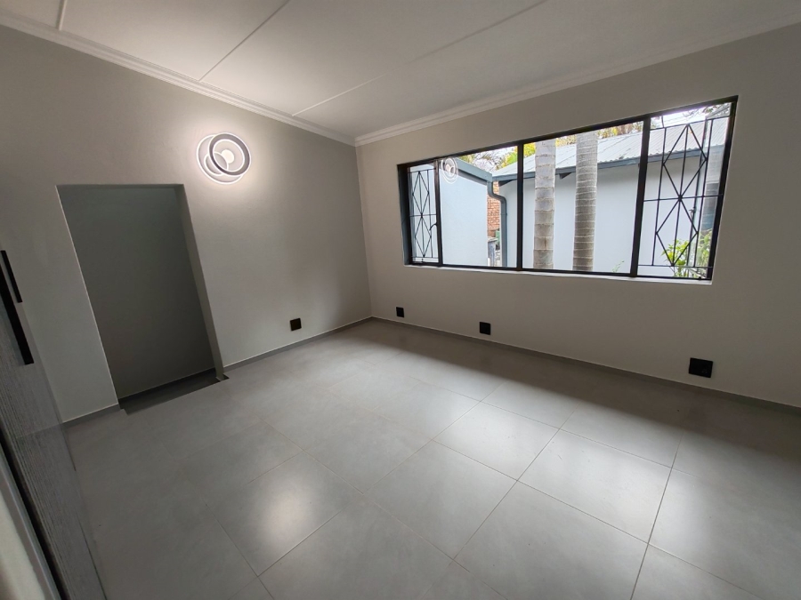 3 Bedroom Property for Sale in Sinoville Gauteng
