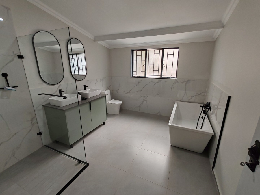 3 Bedroom Property for Sale in Sinoville Gauteng