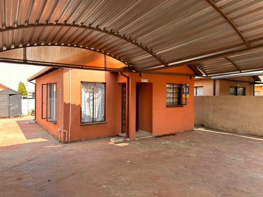 2 Bedroom Property for Sale in Soshanguve East Ext 3 Gauteng