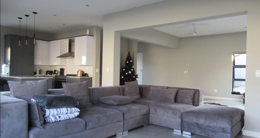 3 Bedroom Property for Sale in Olivedale Gauteng