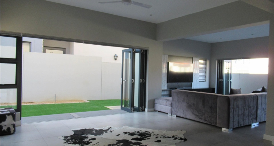 3 Bedroom Property for Sale in Olivedale Gauteng