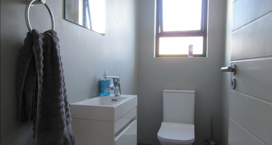 3 Bedroom Property for Sale in Olivedale Gauteng
