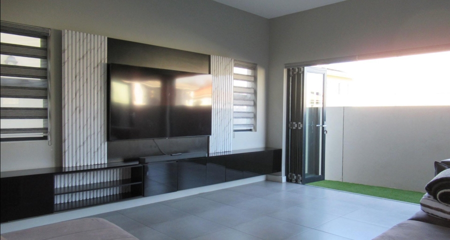 3 Bedroom Property for Sale in Olivedale Gauteng