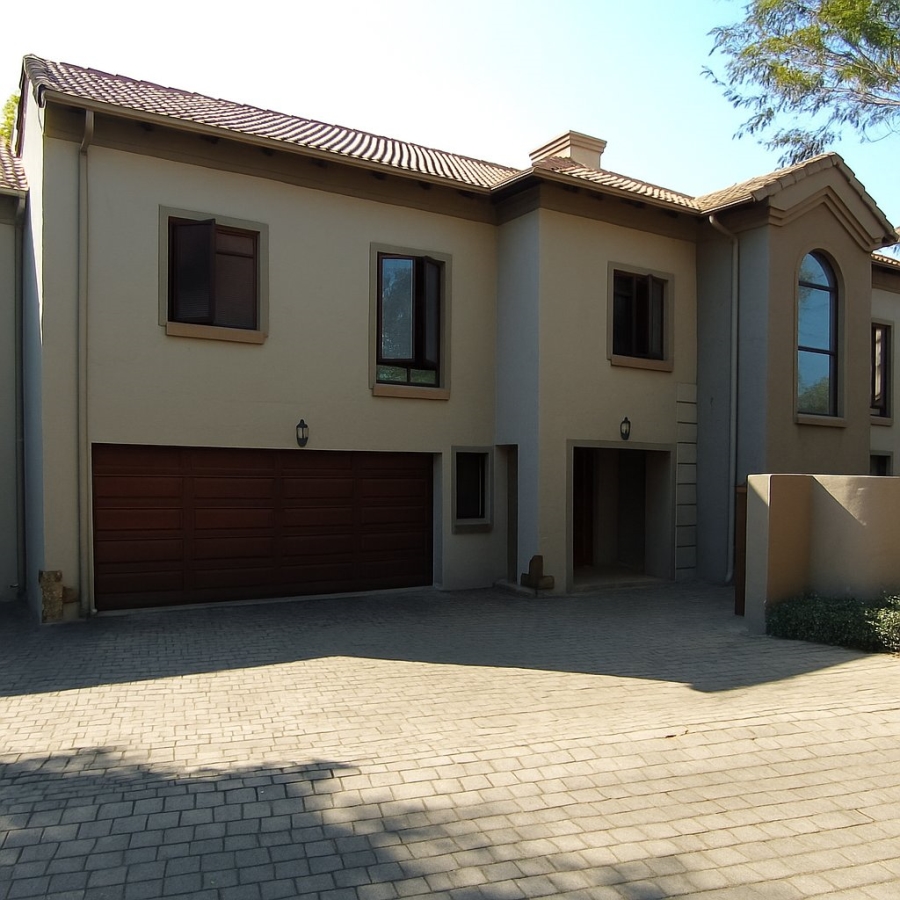 3 Bedroom Property for Sale in Amberfield Valley Gauteng