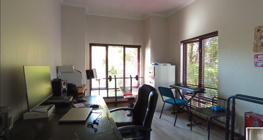 3 Bedroom Property for Sale in Amberfield Valley Gauteng