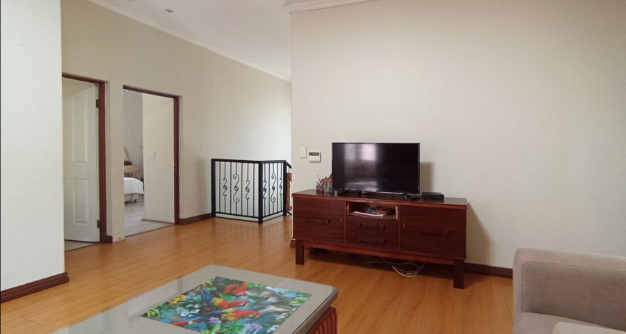 3 Bedroom Property for Sale in Amberfield Valley Gauteng