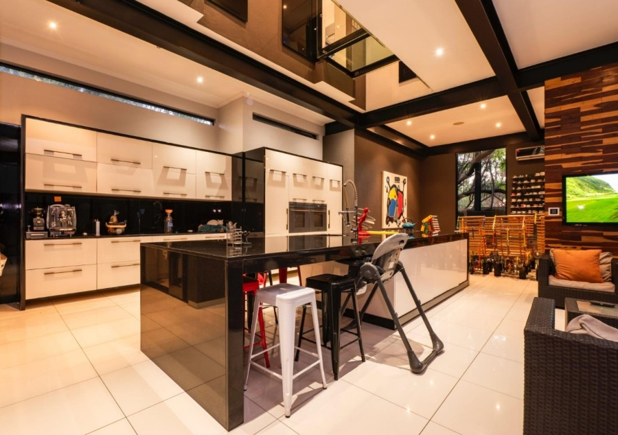 4 Bedroom Property for Sale in Greenstone Hill Gauteng