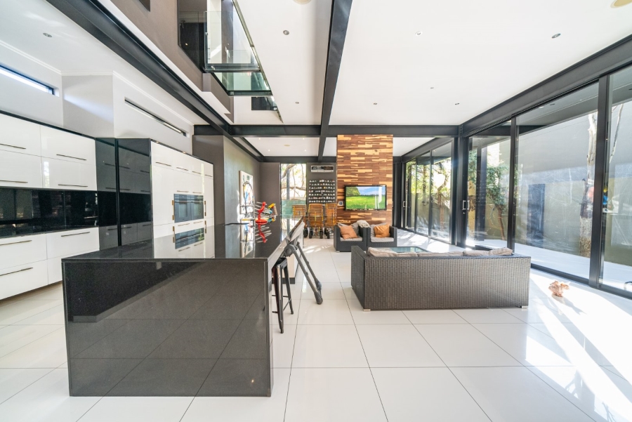 4 Bedroom Property for Sale in Greenstone Hill Gauteng