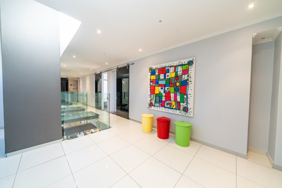 4 Bedroom Property for Sale in Greenstone Hill Gauteng