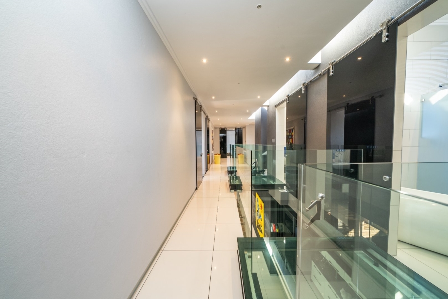 4 Bedroom Property for Sale in Greenstone Hill Gauteng