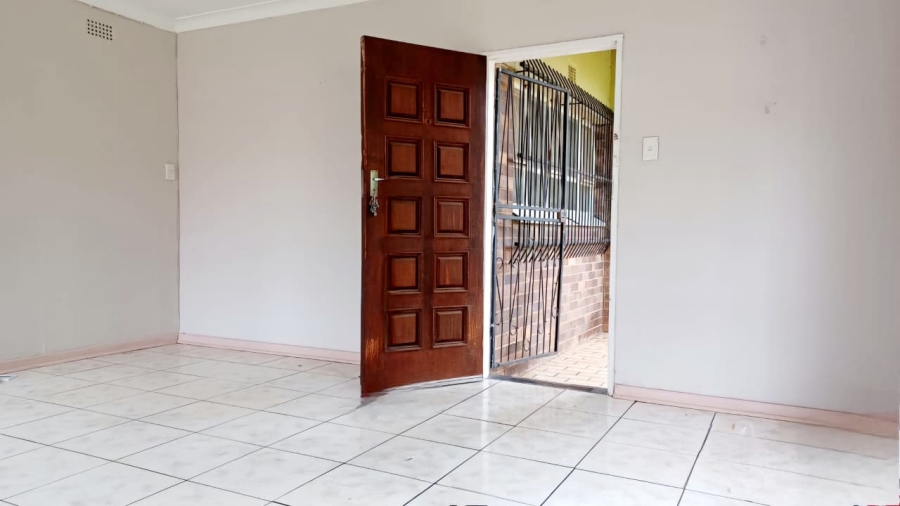 3 Bedroom Property for Sale in Sonland Park Gauteng