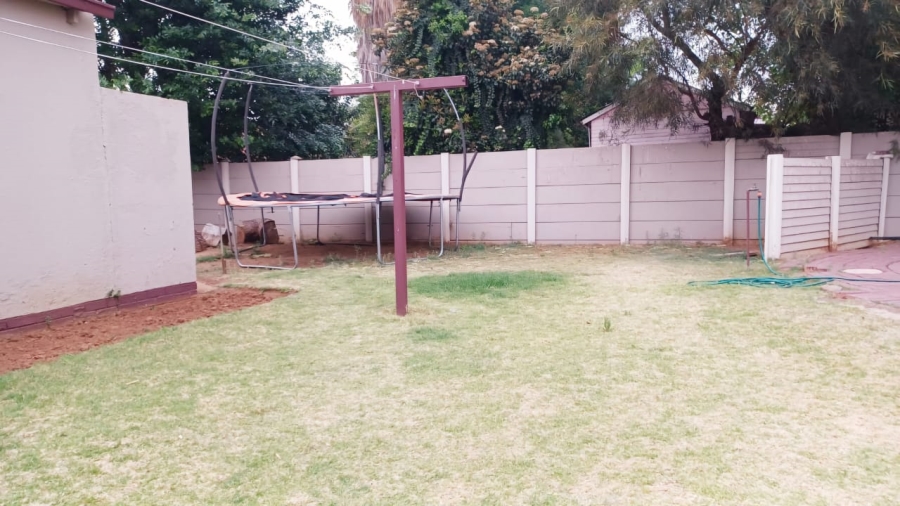 3 Bedroom Property for Sale in Sonland Park Gauteng