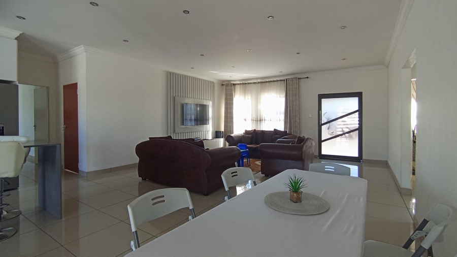 3 Bedroom Property for Sale in The Orchards Gauteng