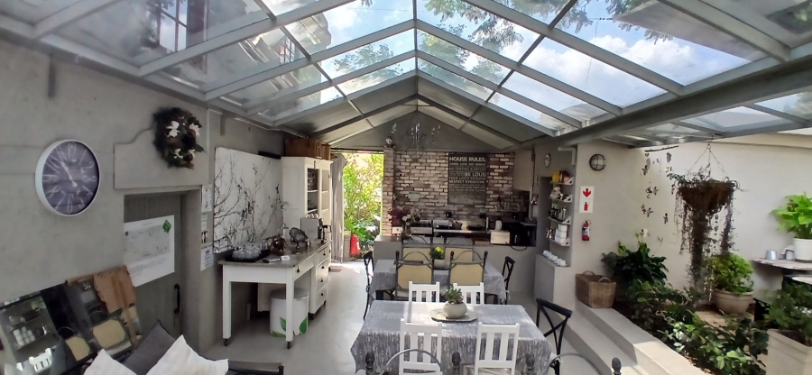 10 Bedroom Property for Sale in Muckleneuk Gauteng