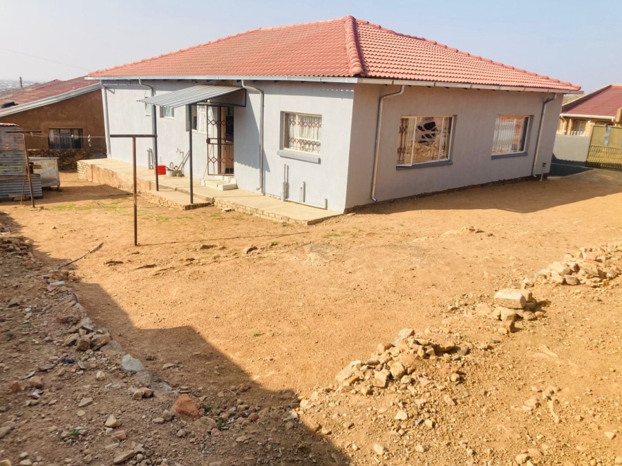 3 Bedroom Property for Sale in Soshanguve AA Gauteng