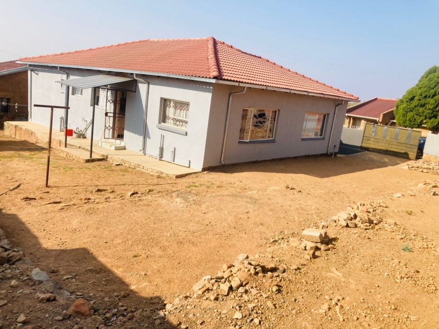 3 Bedroom Property for Sale in Soshanguve AA Gauteng