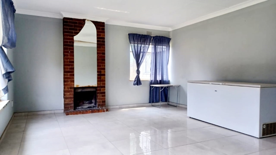 4 Bedroom Property for Sale in Sonland Park Gauteng