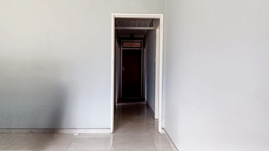 4 Bedroom Property for Sale in Sonland Park Gauteng