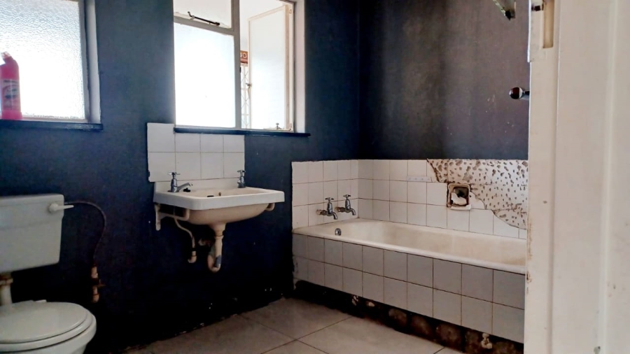 4 Bedroom Property for Sale in Sonland Park Gauteng