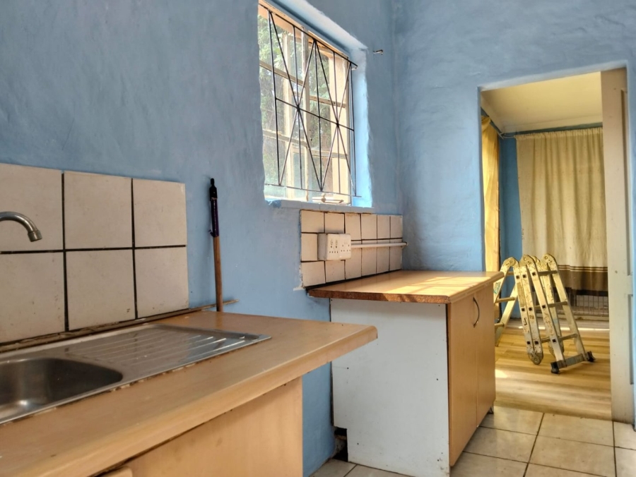 6 Bedroom Property for Sale in Lyttelton Manor Gauteng
