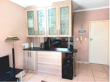 To Let 2 Bedroom Property for Rent in Georginia Gauteng