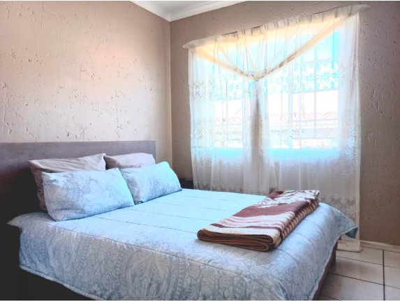 To Let 2 Bedroom Property for Rent in Georginia Gauteng