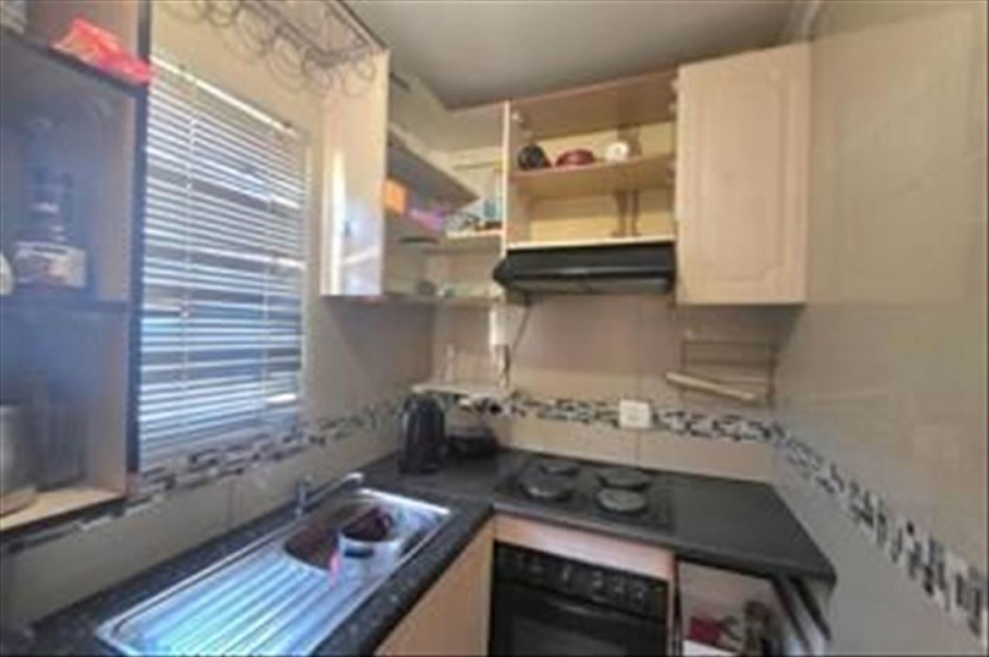 3 Bedroom Property for Sale in Windmill Park Gauteng