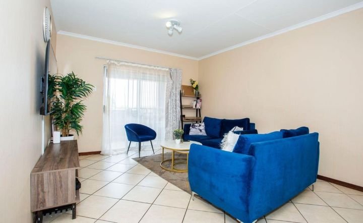 2 Bedroom Property for Sale in Stone Ridge Gauteng