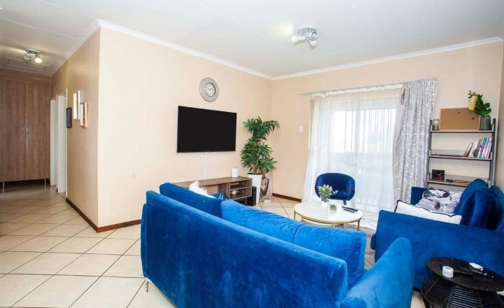 2 Bedroom Property for Sale in Stone Ridge Gauteng
