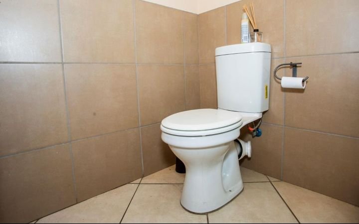 2 Bedroom Property for Sale in Stone Ridge Gauteng
