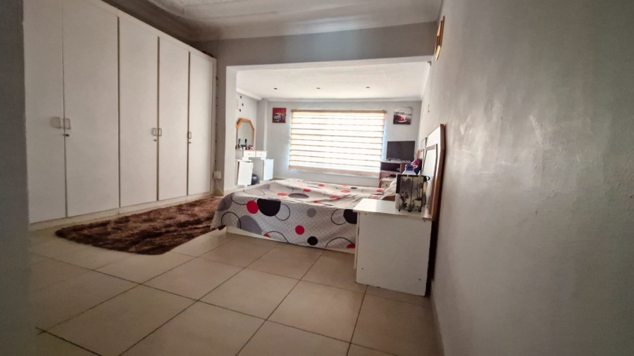3 Bedroom Property for Sale in Crosby Gauteng